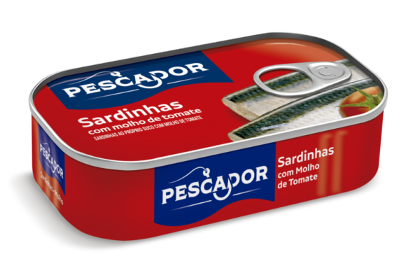 Sardinha em lata com molho de tomate/ Pescador